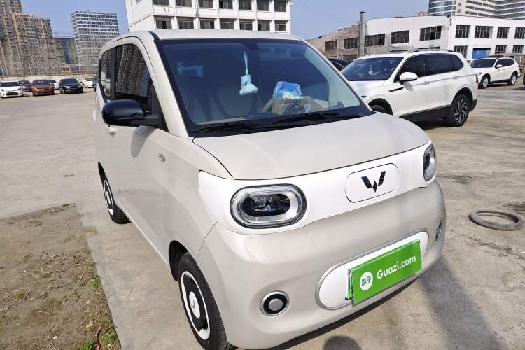 Used Wuling Hongguang MINIEV 2024 3rd Generation 215km Youth Edition
