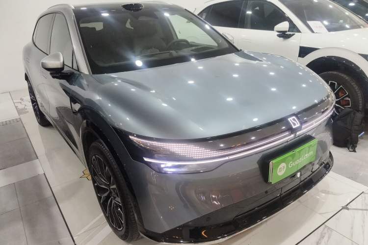 Used Zeekr 7X 2025 75 kWh Rear-Wheel Drive Intelligent Driving Version Front Right 45 Deg