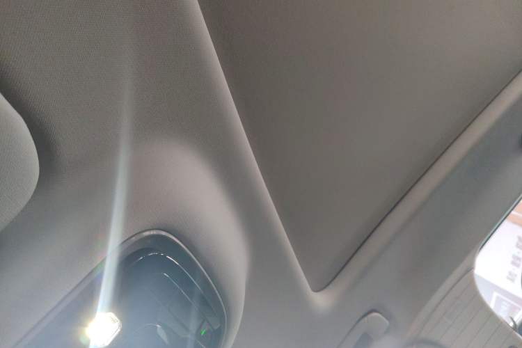 Used Chery Fengyun T9 2025 120 Long-Range Luxury Version 5 Seats Lithium Iron Phosphate Headliner