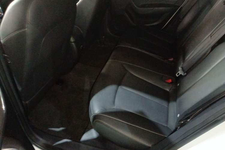 Used Roewe i6 2020 PLUS 1.6L CVT 4G Connected Glory Flagship Edition