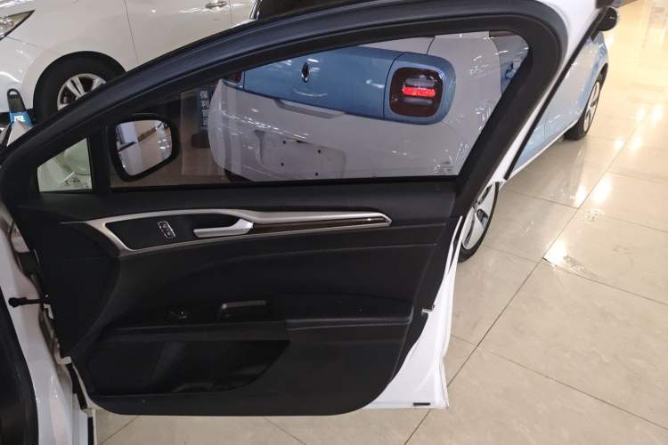 Used Ford Mondeo 2018 EcoBoost 180 Smart Control Fashion Model China V Standard
