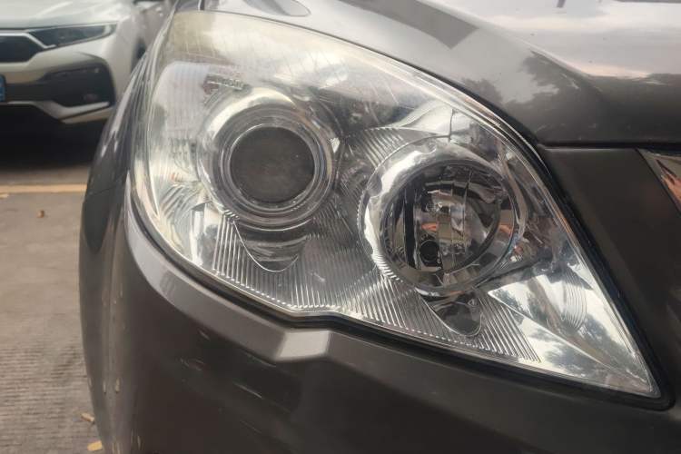 Used Haval H6 2015 Upgraded Model 1.5T Manual Two-Wheel Drive Elite Version
