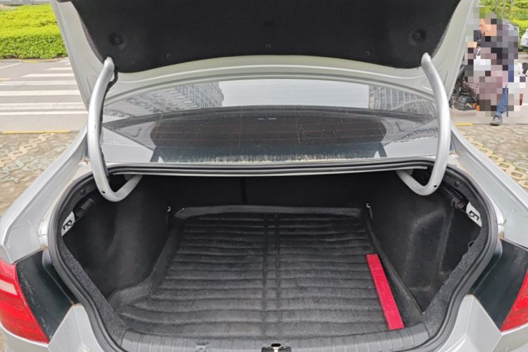 Used Volkswagen Bora 2014 1.6L Automatic Comfort Model Trunk