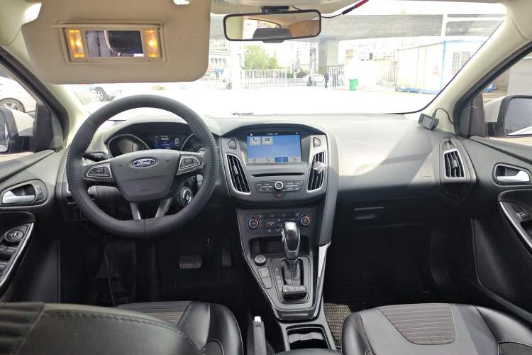 Used Ford Focus 2017 Sedan EcoBoost 180 Automatic Elite Model
