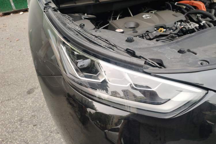 Used Toyota Crown Kluger 2024 2.5L HEV Four-Wheel Drive Premium Edition Right Front Headlight