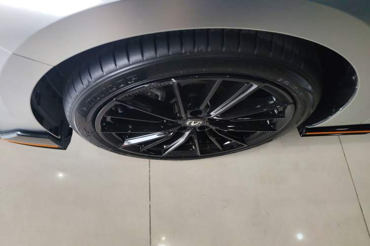 Used CHANGAN UNI-V 2023 2.0T Leading-Speed Edition