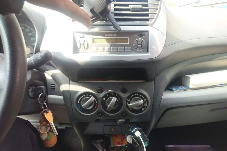 Used Suzuki Alto 2013 Revised Version 1.0L Manual Comfort Edition