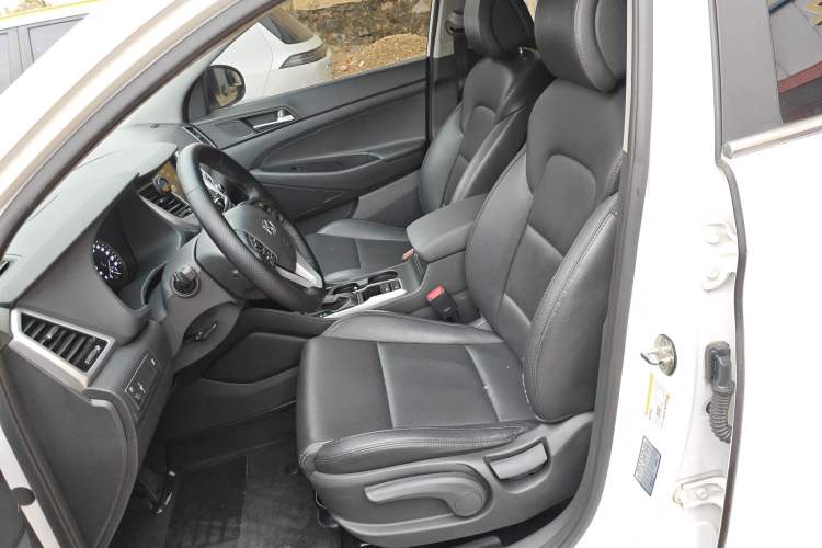 Used Hyundai Tucson 2015 1.6T Dual-Clutch Two-Wheel-Drive Smart Model