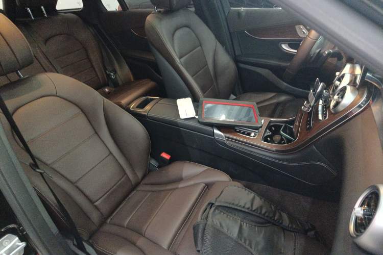 Used Mercedes-Benz GLC 2020 Facelift GLC 300 L 4MATIC Dynamic Edition
