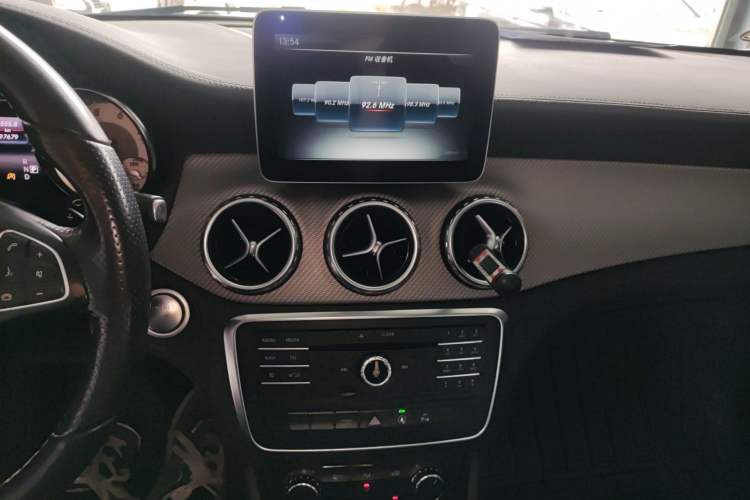 Used Mercedes-Benz GLA 2016 GLA 200 Fashion Model