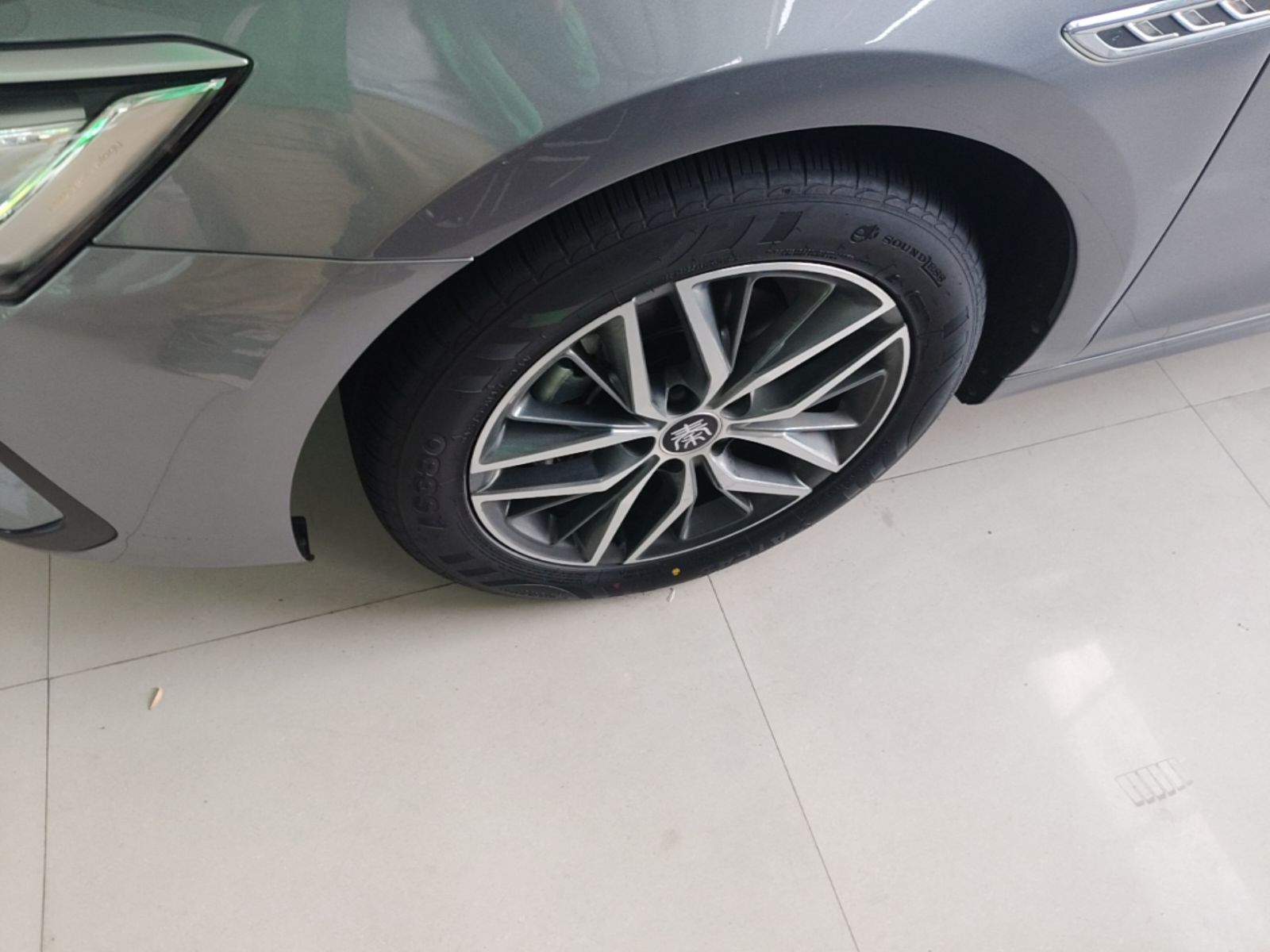 BYD Qin PLUS 2023 Champion Edition EV 510KM Excellence Model — снимка 10