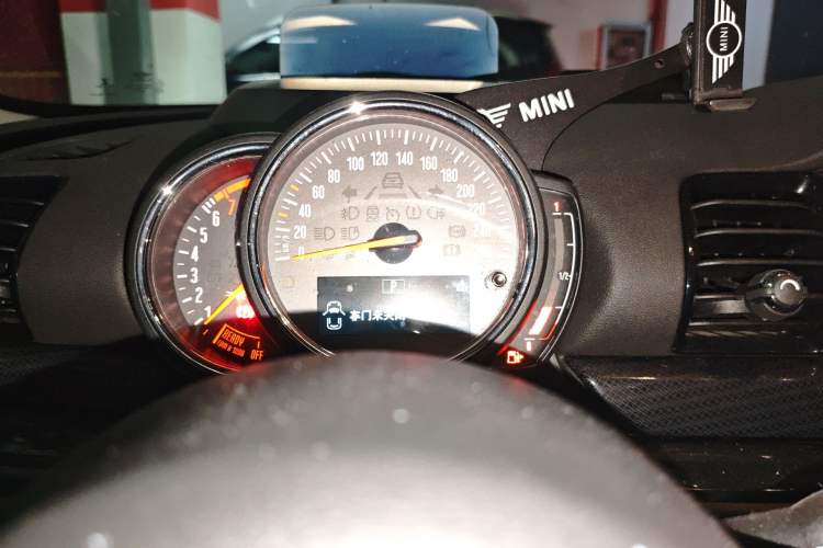 Used MINI Clubman 2019 2.0T COOPER S
