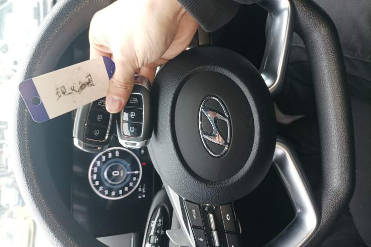 Used Hyundai Mistra New Energy 2021 GLX Elite Edition Interior 1