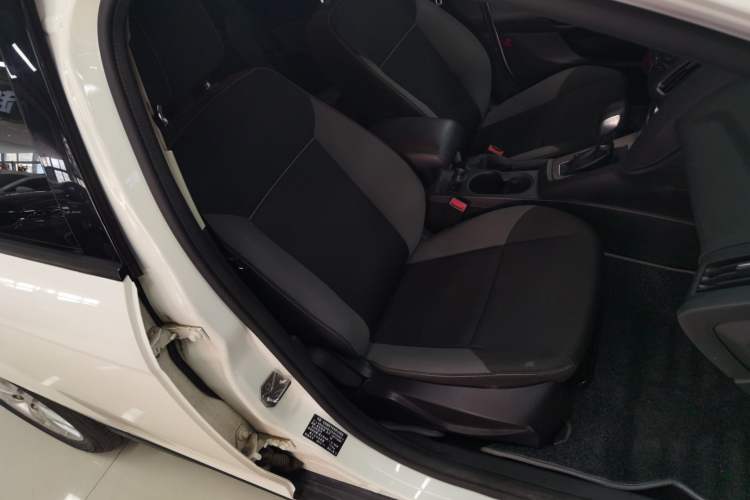 Used Ford Focus 2012 Hatchback 1.6L Automatic Comfort Model