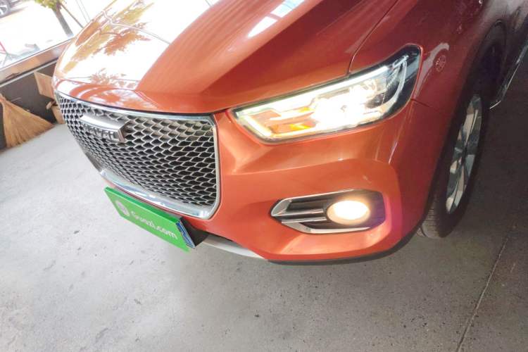 Used Haval H2s 2018 1.5T Dual-Clutch Fashion Edition