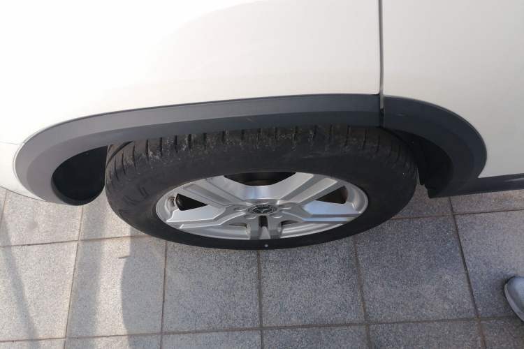 Used Mercedes-Benz GLA 2022 Second Facelift GLA 200 Right Rear Wheel Hub