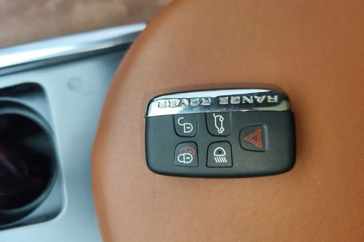 Used Land Rover Range Rover Sport 2017 3.0 SC V6 HSE DYNAMIC
