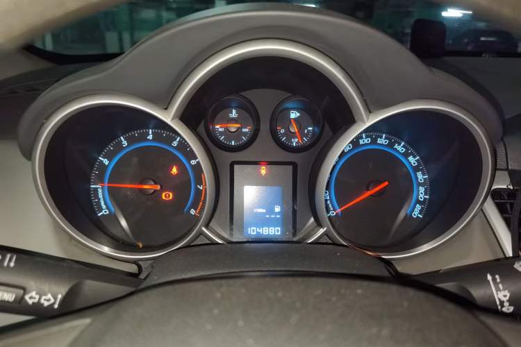 Used Chevrolet Cruze 2013 1.6L SL Sunroof Edition MT
