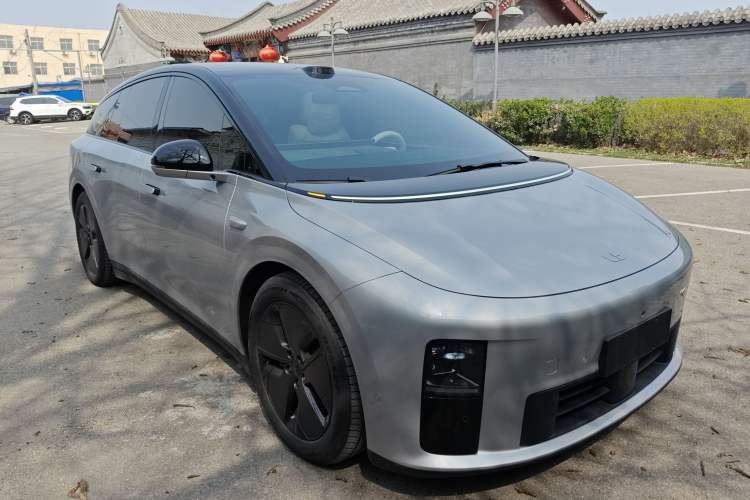 Used Li Auto i6 2025 Model Two-Wheel-Drive Standard Type