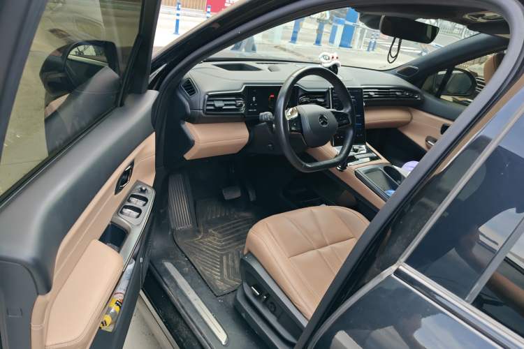 Used Nio ES8 2022 75 kWh Six-Seater Version Driver Seat