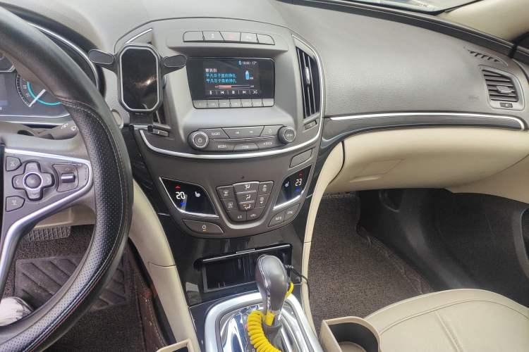 Used Buick Regal 2015 2.0L Elite Fashion Edition