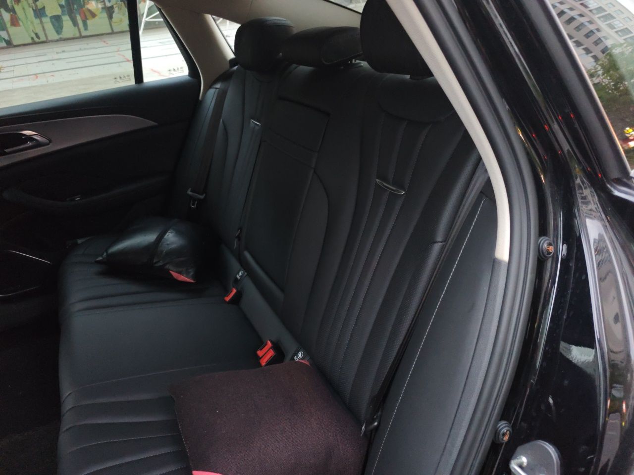 Hongqi H5 2024 1.5T DCT Smart Connect Flagship Edition - Chinese Trim Yun — снимка 17