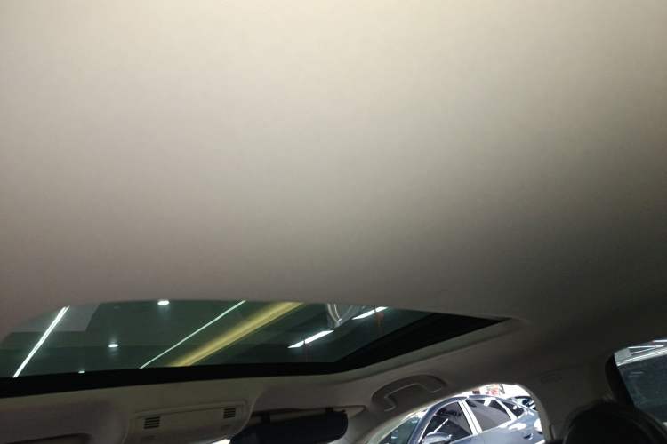 Used Volkswagen Bora 2021 1.5L Automatic Comfort Smart Connect Edition Headliner