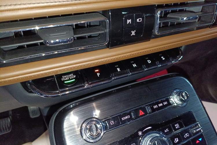 Used Lincoln Nautilus 2021 2.0T Four-Wheel Drive Luxury Edition
