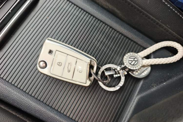 Used Volkswagen Sagitar 2022 280TSI DSG Flyover Edition Vehicle Key