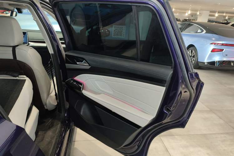 Used Volkswagen ID.6 X 2021 1st Edition ID. First Impression Edition