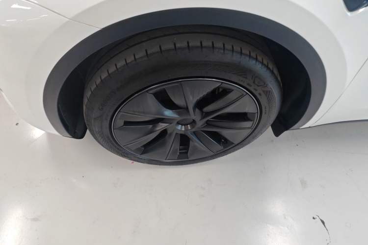 Used Tesla Model Y 2024 Rear-Wheel-Drive Version