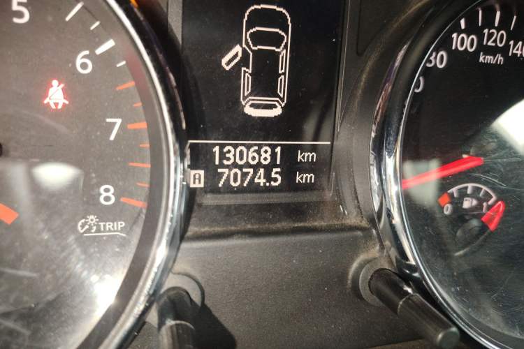 Used Nissan Qashqai 2015 2.0 XL Cool Fire MT 2WD