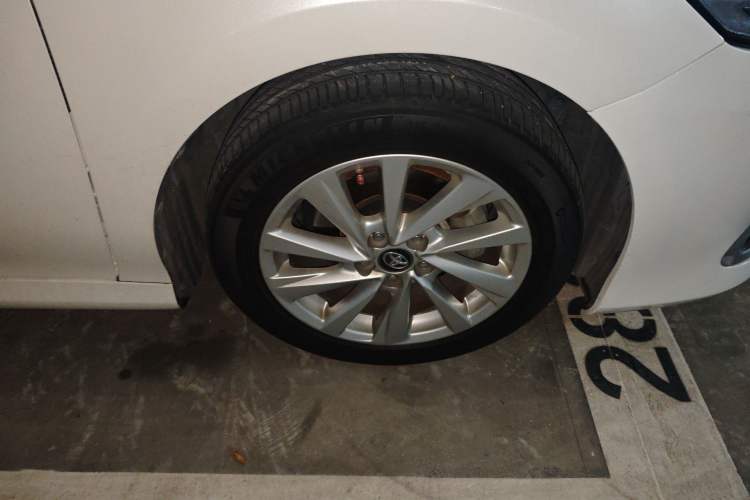 Used Toyota Camry 2021 2.0G Luxury Edition
