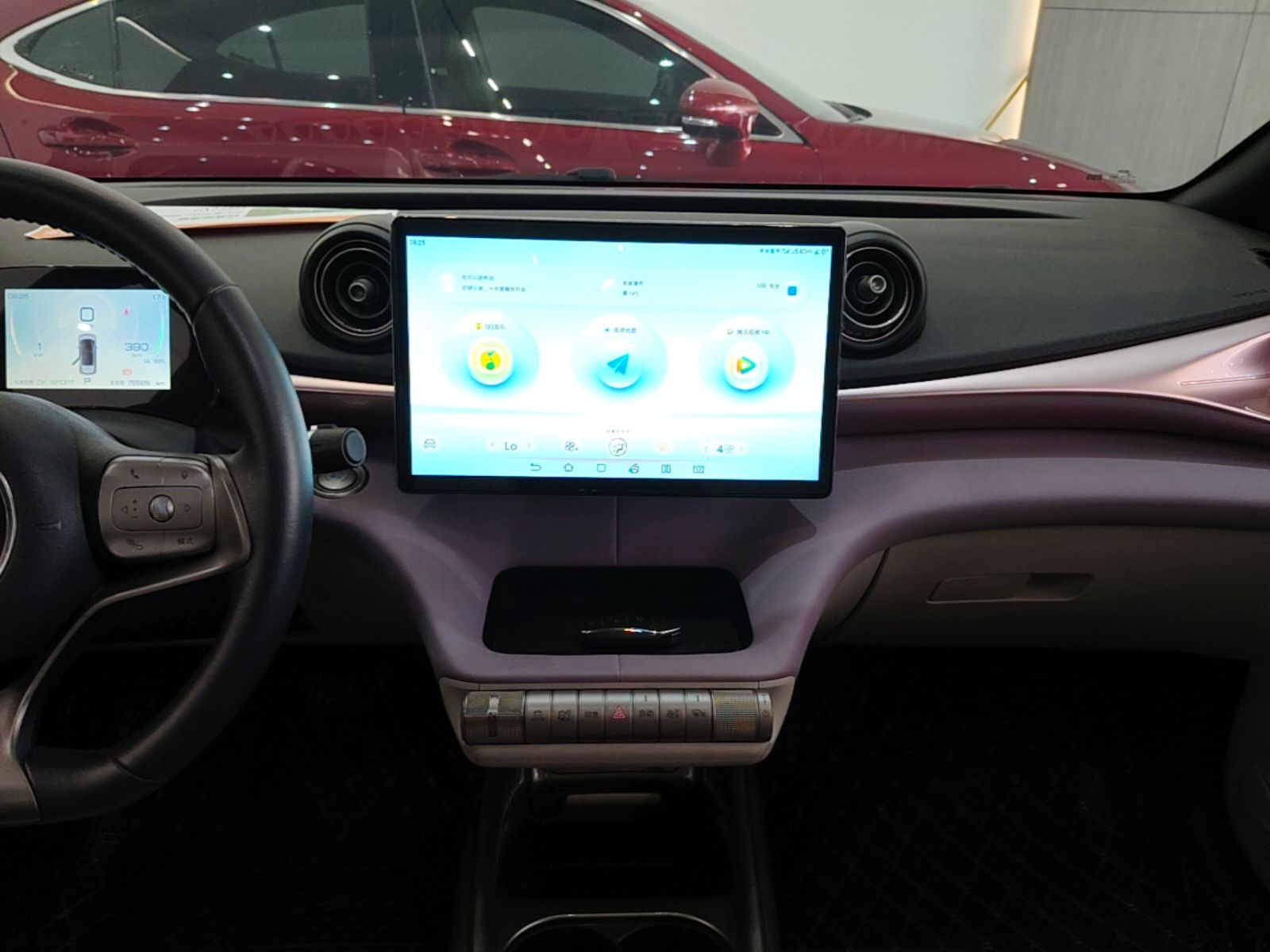 BYD Dolphin 2021 405 km Fashion Edition — снимка 15
