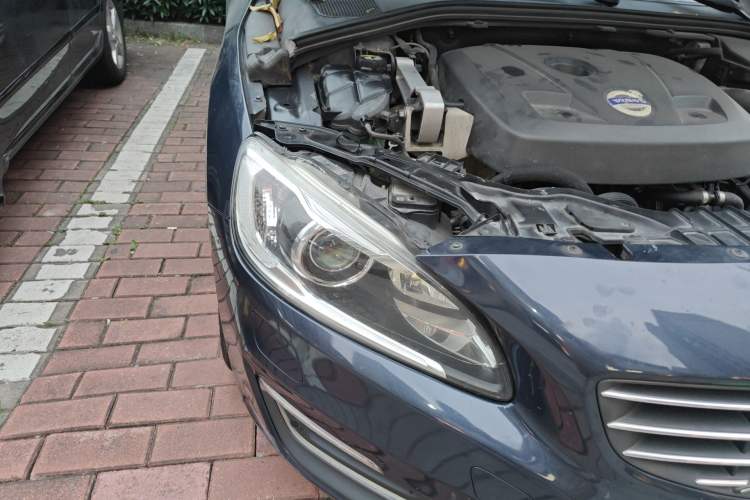 Used Volvo V60 2014 Restyled T5 Zhiya Edition Right Front Headlight