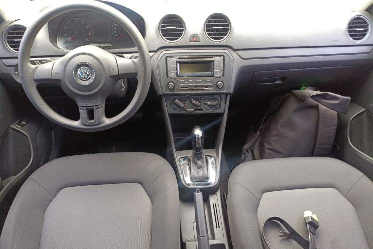 Used Volkswagen Jetta 2015 Value Edition 1.6L Automatic Fashion Version
