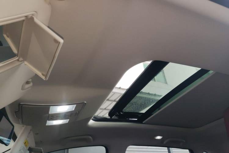 Used CHANGAN OSHAN X5 2021 1.5T DCT Prestige Edition Headliner