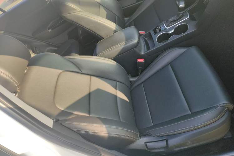 Used Kia KX5 2016 1.6T Automatic Two-Wheel Drive DLX