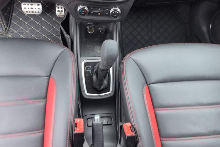 Used Haval H1 2015 1.5L AMT Luxury Model