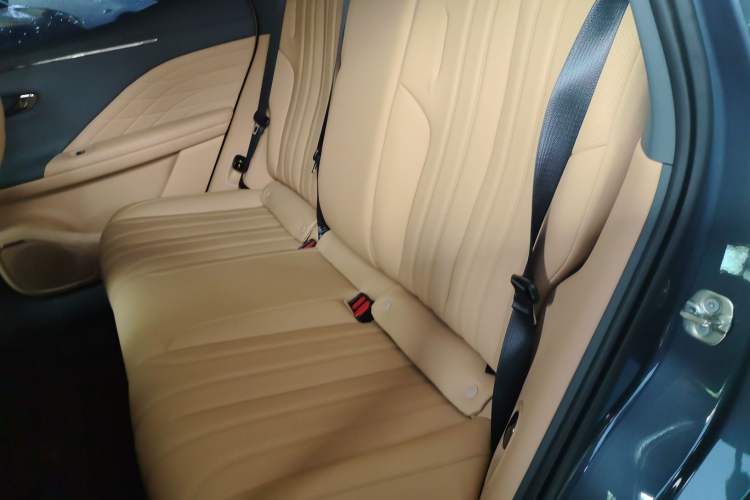 Used AION V 2026 Model Aion Tyrannosaurus Family Edition 520 Zhi Hao Edition
