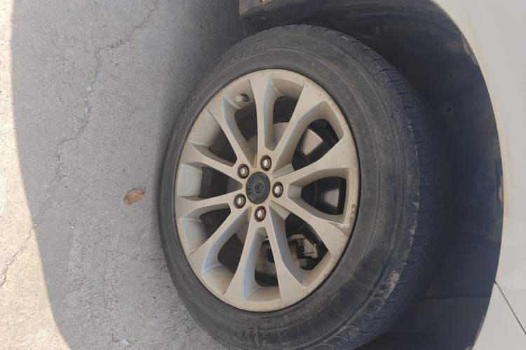 Used Haval H2 2017 Red-Label 1.5T Manual Two-Wheel-Drive Elite Model
