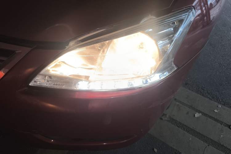 Used Nissan Sylphy 2014 1.6XV CVT Deluxe Edition