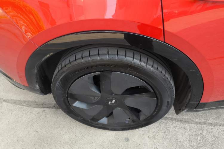 Used ONVO L60 2024 60 kWh Rear-Drive Version