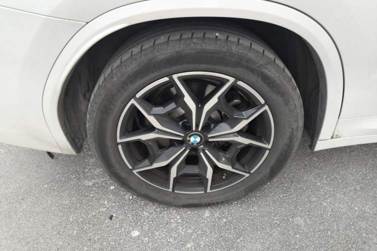 Used BMW X3 2023 xDrive25i M Sport Package Exterior 5