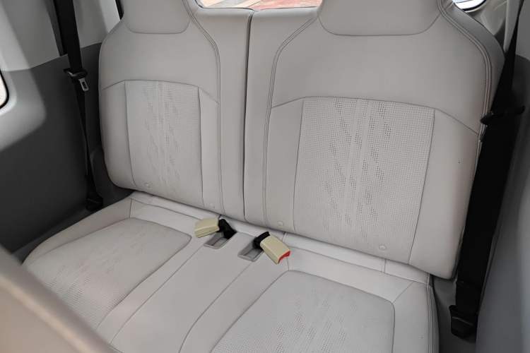 Used Wuling Air ev 2023 - Four Seats - Advanced Edition
