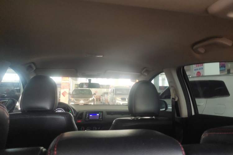 Used Honda Vezel 2017 1.5L CVT 2WD Comfort Model Headliner