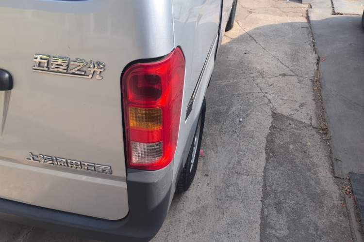 Used Wuling Zhiguang 2020 1.2L Practical Model China VI LSI