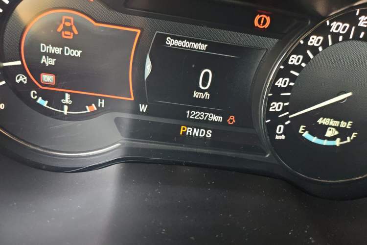 Used Lincoln MKC 2019 2.0T Two-Wheel-Drive Zunya Version China V Emission Standard