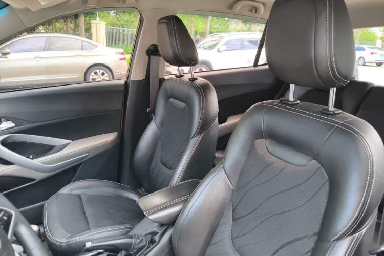 Used Baojun 510 2017 1.5L Manual Fashion Model