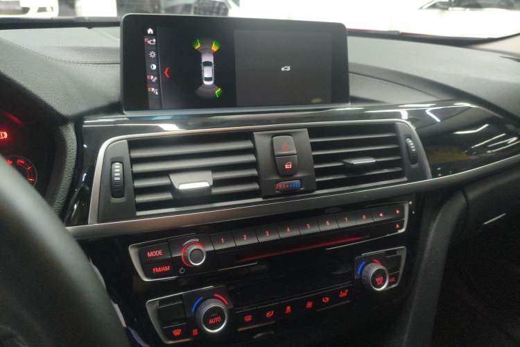 Used BMW 3 Series 2018 320Li Leading Model M Sport Package
